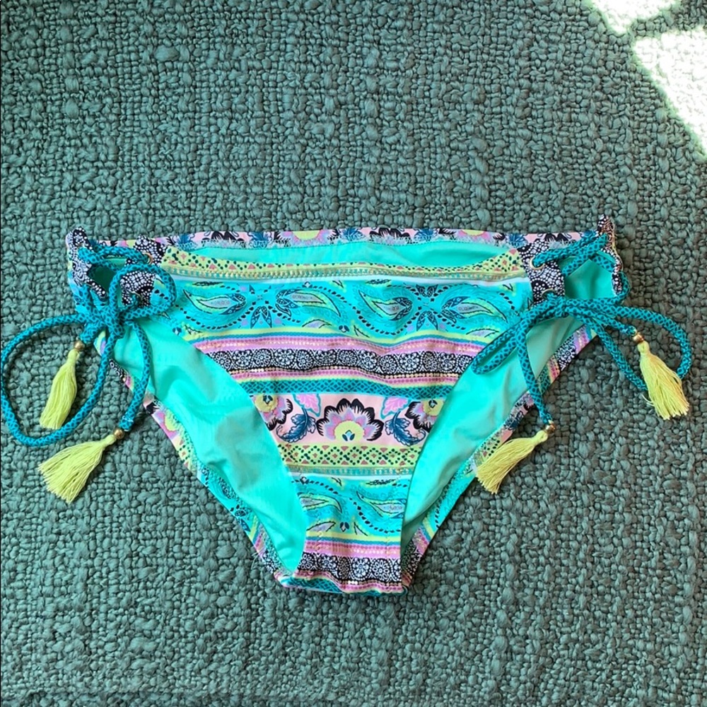 Bathing suit